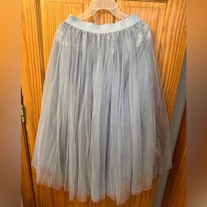 Elegant Gray Tulle Skirt